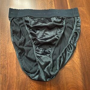 Victoria’s Secret Gold Label Panty